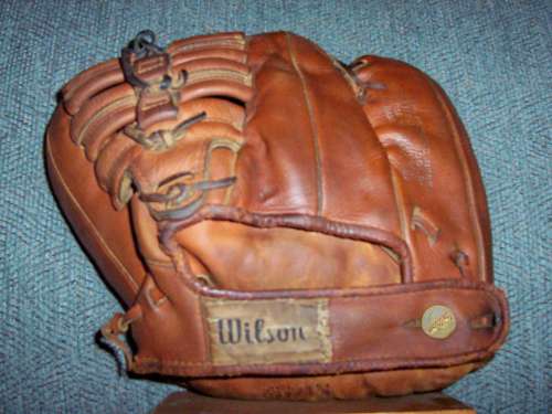 Wilson 607L Back